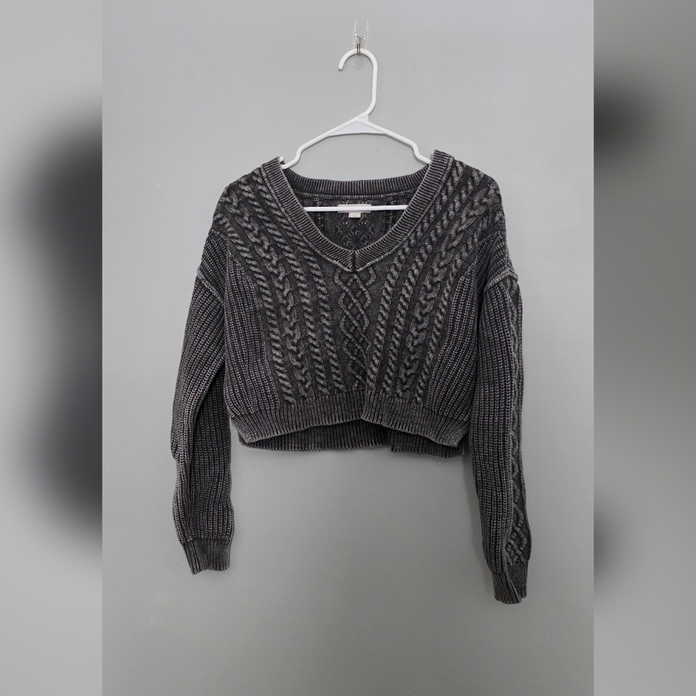 Aeropostale Charcoal V-Neck Cable Knit Sweater